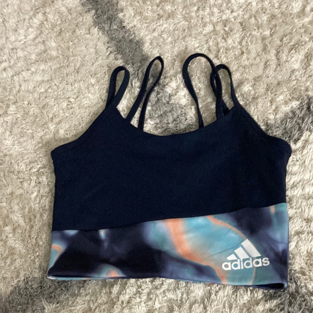 Sports bra